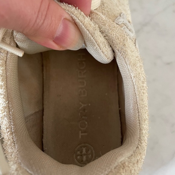 Tory Burch Good Luck‎ Logo Trainer in Textured Ivory - Picture 8 of 12